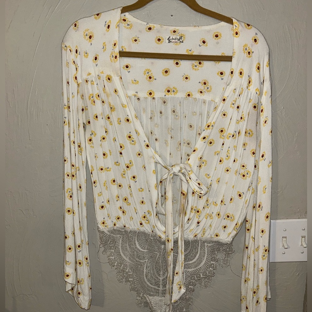 Free People long bell sleeve white / cream bodysuit with flower print
